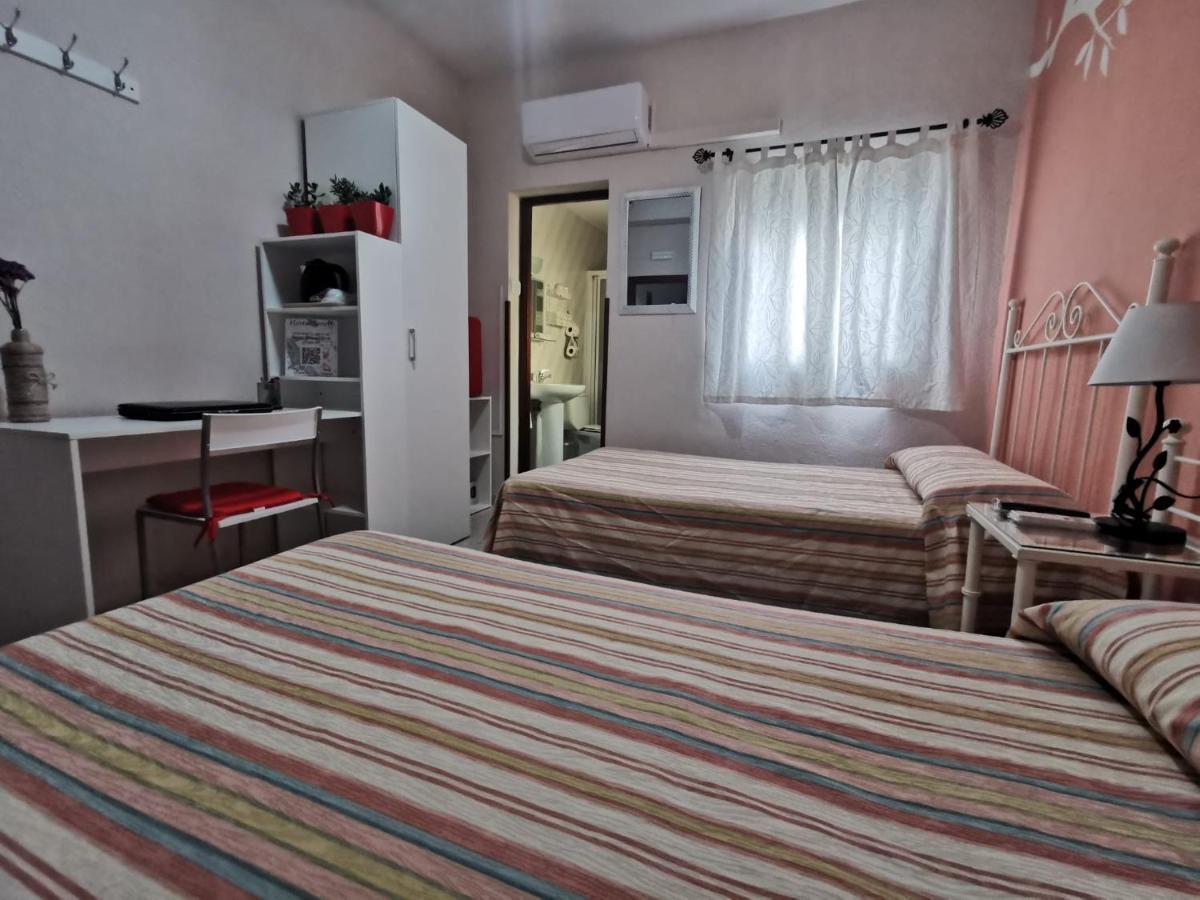 Hostal Senero เมรีดา ภายนอก รูปภาพ