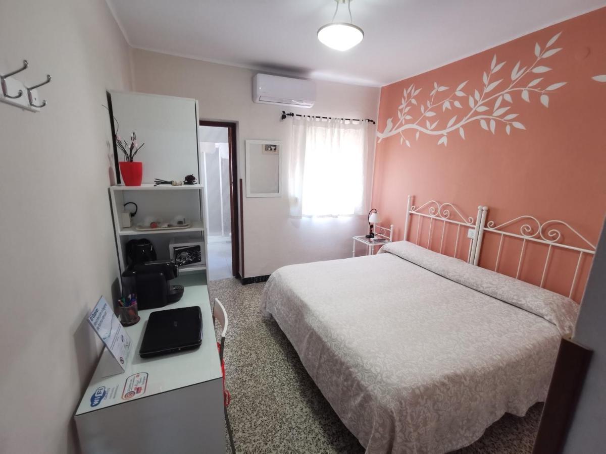 Hostal Senero เมรีดา ภายนอก รูปภาพ